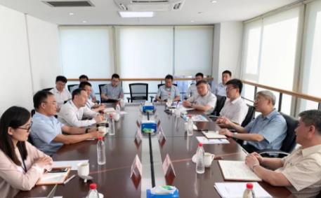 上海市尹弘副书记一行莅临考察米兰·(milan)中国机器人有限公司官网